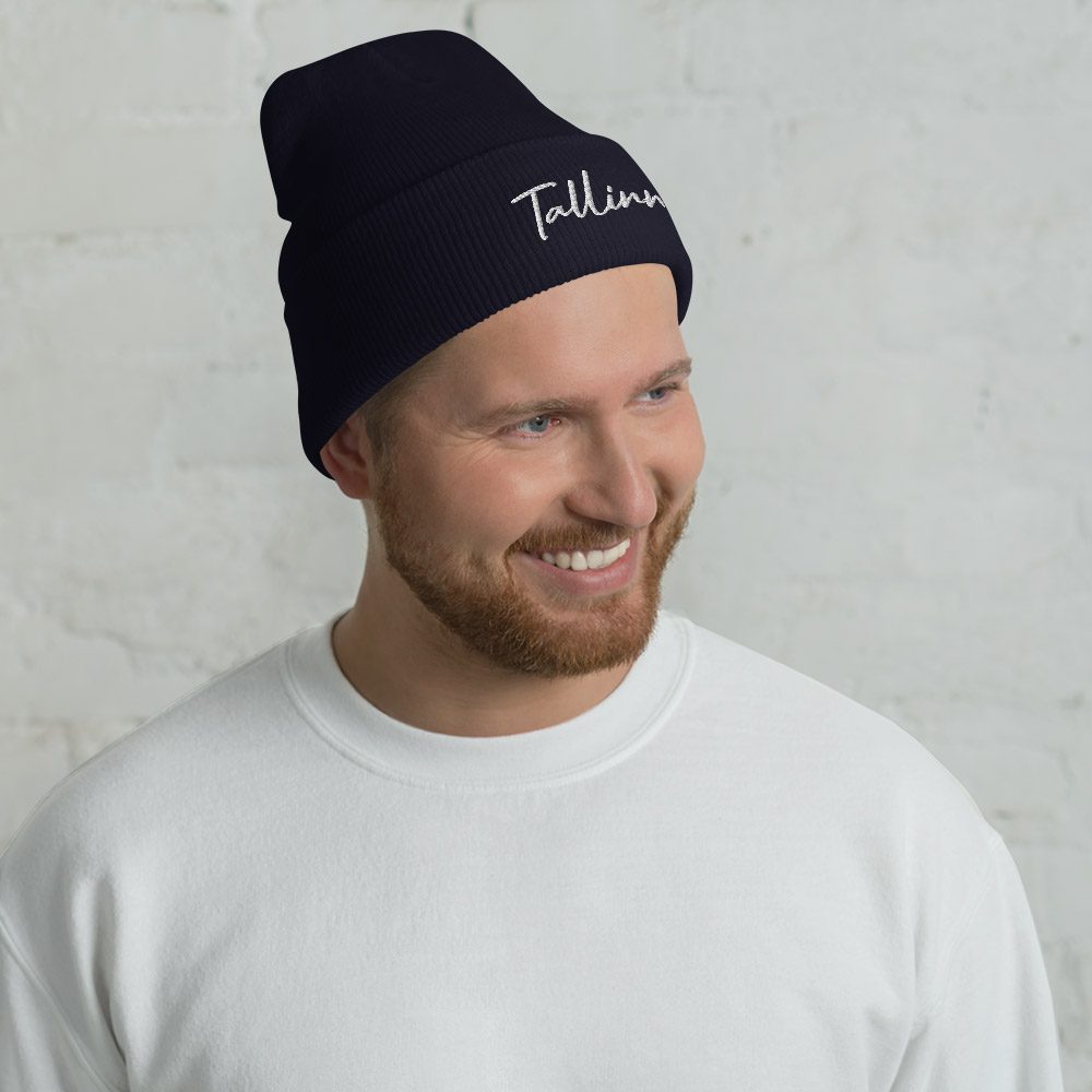 Müts tikandiga ‘Tallinn‘